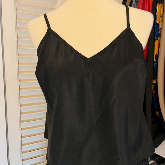 Trina Turk Skirt & Shirt Set - Picture 6 of 16